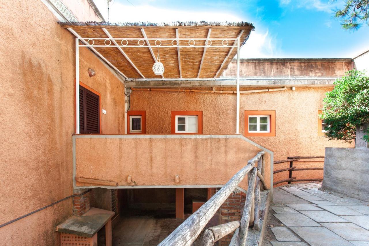 Villa Emilia Марина-ди- Кастаньето Экстерьер фото